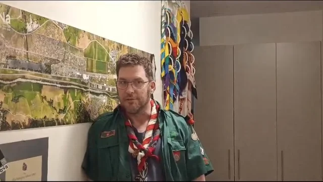 Grüezi und Herzlich Willkommen in unserem DV und in unserer Jugendbildungsstätte. Wir freuen uns riesig, dass Barny seit dem 1.3. der neue Hausleiter unserer JBS ist.
Es ist ein Geschenk, dass wir uns gemeinsam diesen abenteuerlichen Pfad machen. 
In diesem Video stellt Barny sich euch vor.
Bewusst handeln und Gut Pfad :).